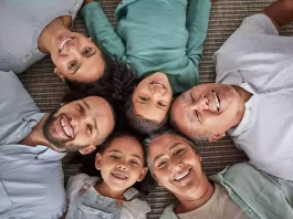 Gobierno anuncia el reinicio del programa de patrocinio para padres y abuelos