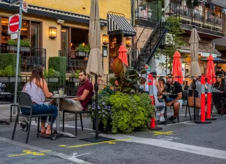 Toronto busca comentarios sobre el programa CaféTO para 2023