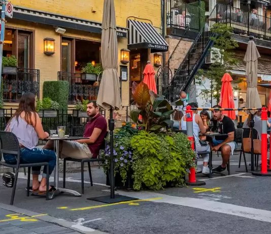 Toronto busca comentarios sobre el programa CaféTO para 2023