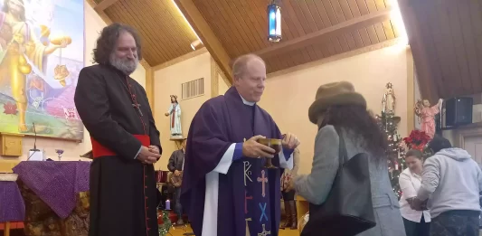 En la Iglesia San Lorenzo. Visita anual del representante de la Diócesis de Toronto