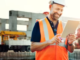 Regularizarán a mil trabajadores indocumentados de la construcción, pero se espera un programa más amplio