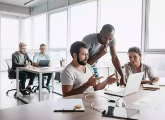 Campesinos sin Tierra y Constructores sin Casa