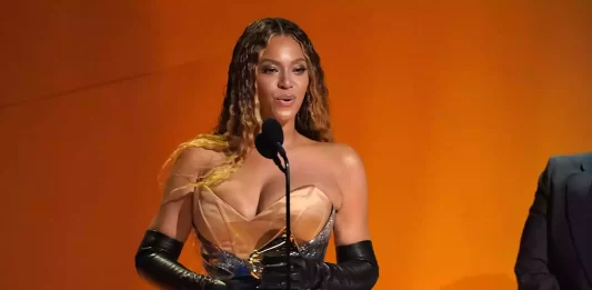Beyoncé toca tierras desconocidas en premios Grammy