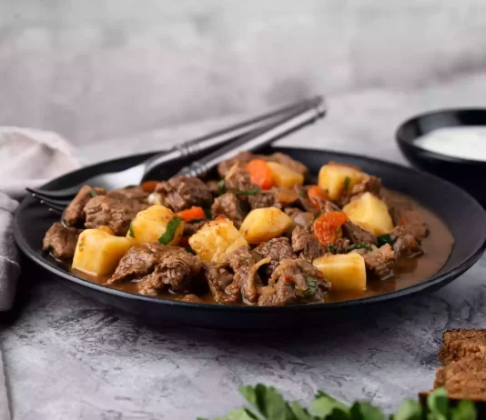 Receta de Guiso de carne con papas