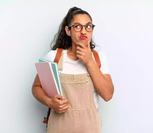 El college y la profesión, la clave para obtener la residencia como estudiante internacional