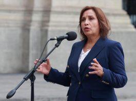 Presidenta de Perú niega acusaciones y culpa al preso Castillo