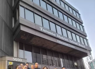 “Buscamos un sistema educativo más justo y equitativo”, dice el Trustee latino Matías de Dovitiis