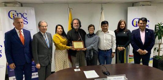 Entregan donaciones recaudadas en la Iglesia San Lorenzo a Alausí, Ecuador