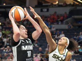 WNBA en Canadá hace historia