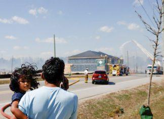 Miles de evacuados por incendios forestales en Quebec, Canadá