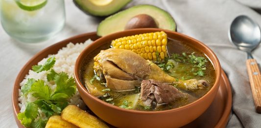 Receta de Sancocho de carne colombiano