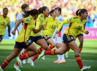 La copa mundial femenina avanza