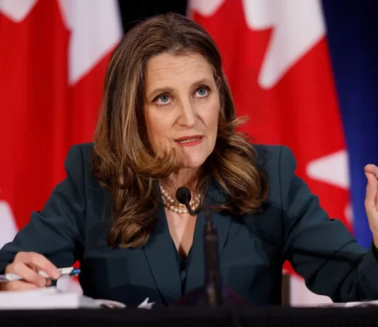 Crisis inmobiliaria de Canadá demorará años, asegura funcionaria