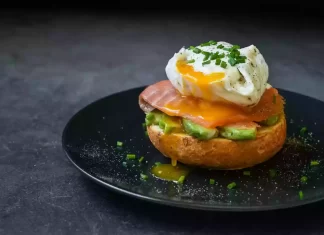 Receta de Huevos a la benedictina