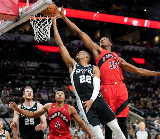 Los Raptors siguen luchando
