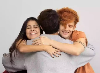 Nadie debe vivir sin amor