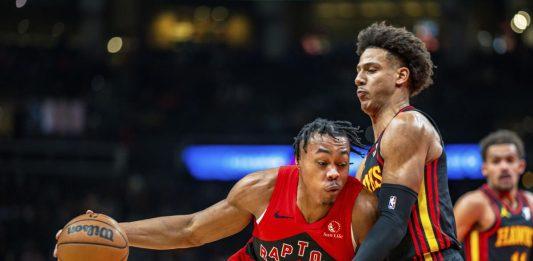TRIUNFO DE LOS RAPTORS