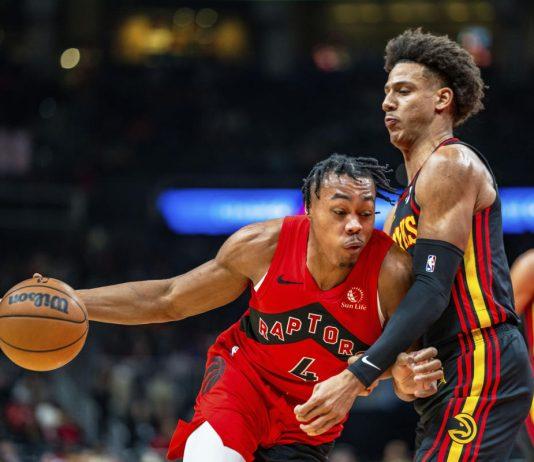 TRIUNFO DE LOS RAPTORS