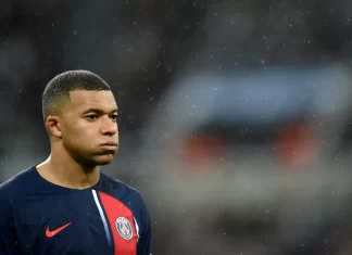 Mbappé anuncia salida del PSG al finalizar campaña
