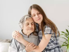 Como trates a tus ancianos, espera ser tratado cuando te llegue el turno.