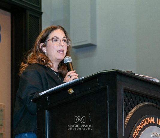 Ministra de Salud Mental llama a los latinos a participar en espacios de toma de decisiones