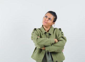 Aumentan las tarifas en inmigración y siguen las promesas incumplidas