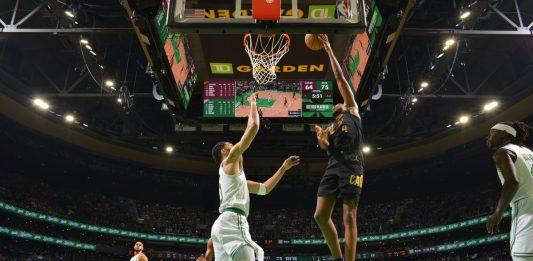 Los Celtics de Boston pegan primero a los Cavaliers de Clevelan