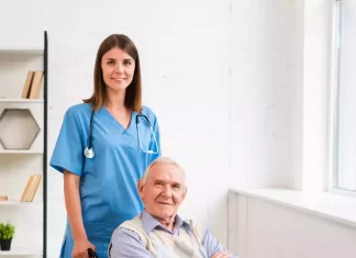 Los y las “caregivers” vendrán a Canadá ya con residencia permanente