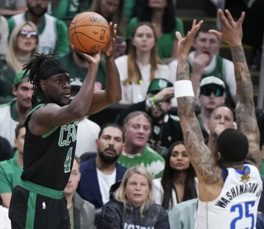 Los Celtics ahora estána dos pasos de ganar