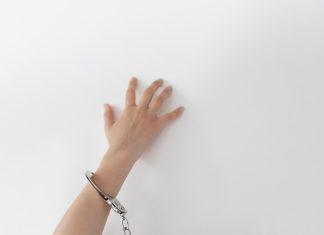 Tribunal de Ontario aprobó una demanda colectiva de inmigrantes detenidos contra el gobierno federal