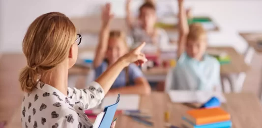 Fomentando la filosofía en las escuelas
