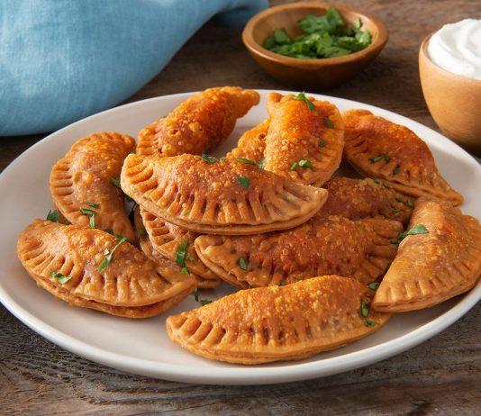 Receta de empanada de pollo y queso azul