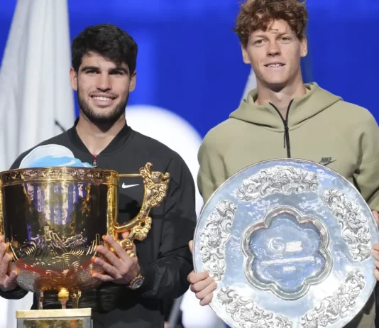 Alcaraz arrebató a Sinner título en el Abierto tenístico de China