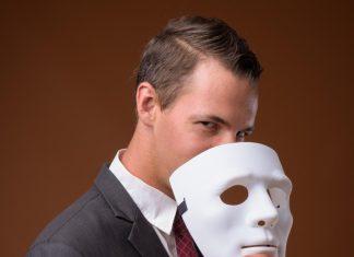 La hipocresía del puritanismo político