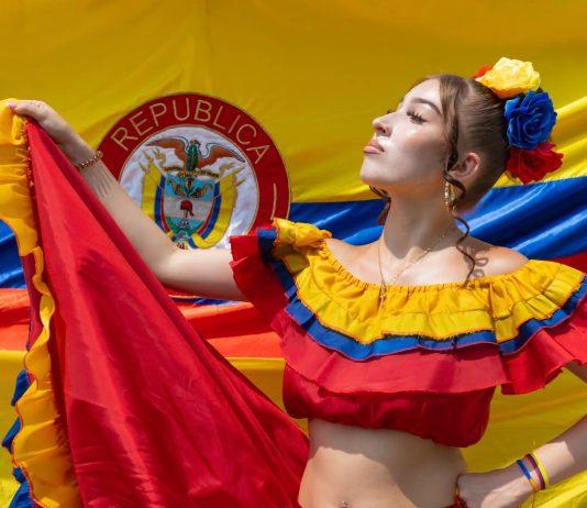 Claudia Montoya: Uniendo Tradiciones Colombianas y Sueños Latinos en el Corazón de Canadá
