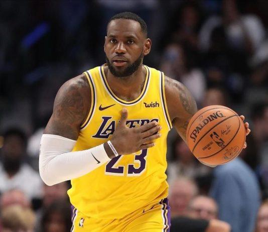 LeBron James pasa otro récord de Abdul-Jabbar