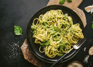 Receta de Espagueti verde con chile poblano