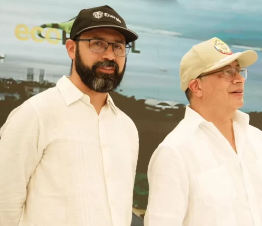 Colombia. Petro pidió prescindir de convenio petrolero en EE.UU.