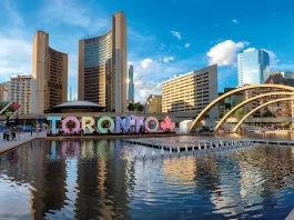 Toronto: Diversidad, innovación y oportunidades en la ciudad más vibrante de Canadá