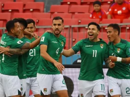 Bolivia refuerza su ataque para pelear el repechaje