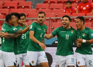 Bolivia refuerza su ataque para pelear el repechaje