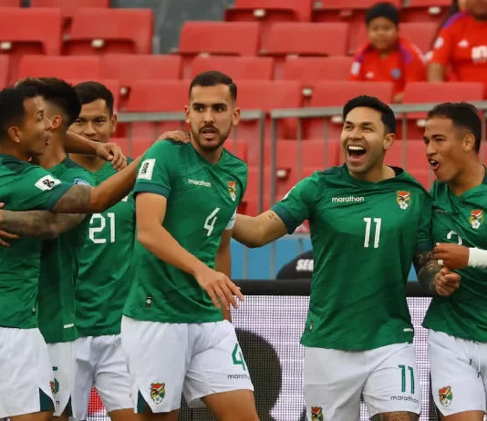 Bolivia refuerza su ataque para pelear el repechaje