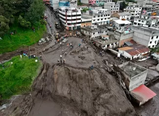 Desde Toronto a Piñas: Contenedor con esperanza lleva agua segura a Ecuador