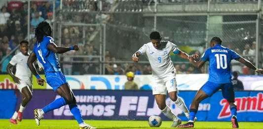 Derrota de Haití baja el ánimo de los amantes del fútbol