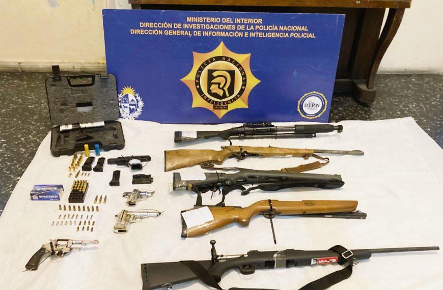 Muchas armas, muchos presos y policías en Uruguay