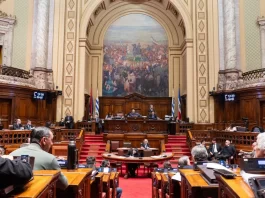Gobierno uruguayo logra aprobación parlamentaria de presupuesto