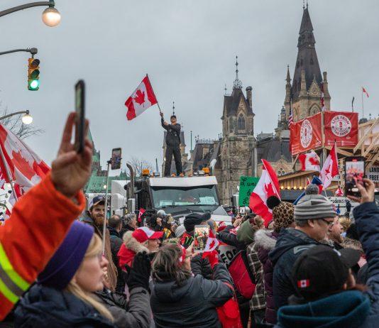 Mayoría de canadienses opuesta a acción militar de Estados Unidos en Venezuela