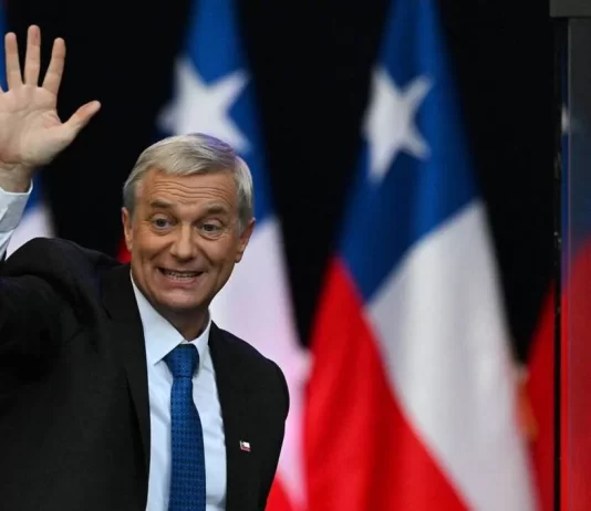 Representante de la extrema derecha asume el poder en Chile
