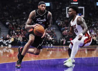 Brandon Ingram anotó 38 puntos y Raptors acarician los playoffs