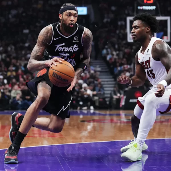 Brandon Ingram anotó 38 puntos y Raptors acarician los playoffs